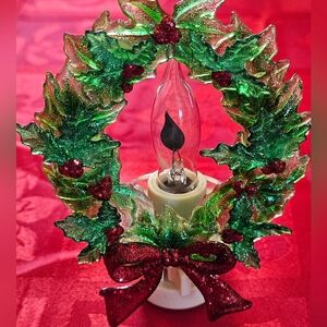 Acrylic Wreath Flickering Candlelight Plug-In Christmas Decor Nightlight
